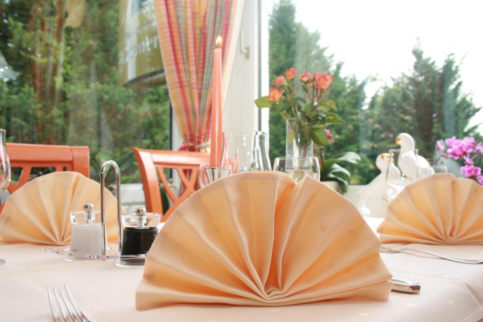 Hotel-Restaurant Fasanerie Marburg Екстер'єр фото